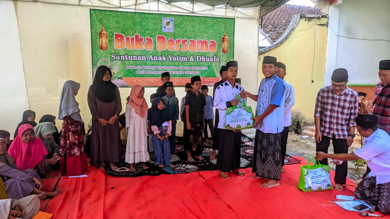 Yayasan eL-SAL Indonesia Santuni Puluhan Anak Yatim dan Dhuafa dalam Buka Puasa Bersama di Tuban